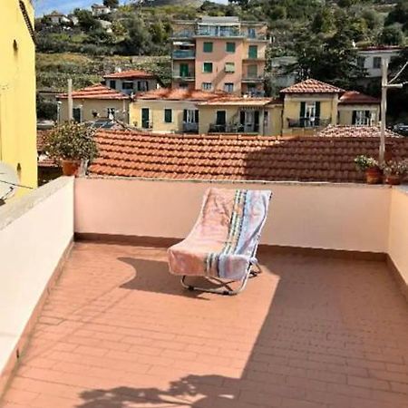 Cheerful Room, Sharing Kitchen In A Cosy Family Art House, Ideal For One Person Or Couple San Remo Exterior foto
