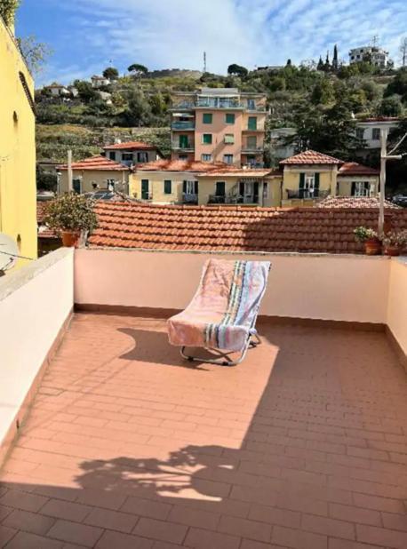 Cheerful Room, Sharing Kitchen In A Cosy Family Art House, Ideal For One Person Or Couple San Remo Exterior foto